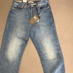 Levi’s Wedgie Straight